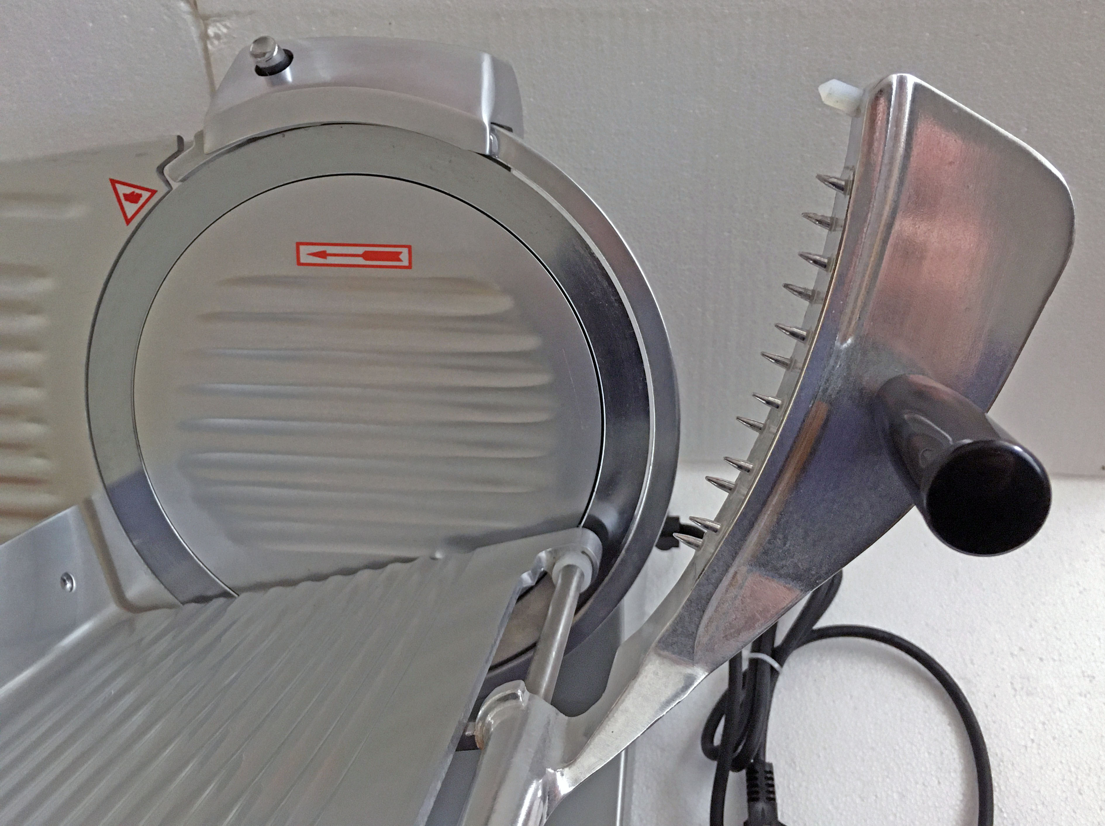 Слайсер AIRHOT SL-220